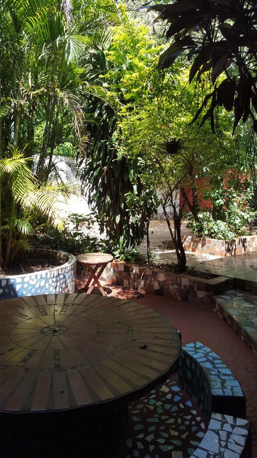 Hostel Residencial Uno Puerto Iguazú Exterior foto